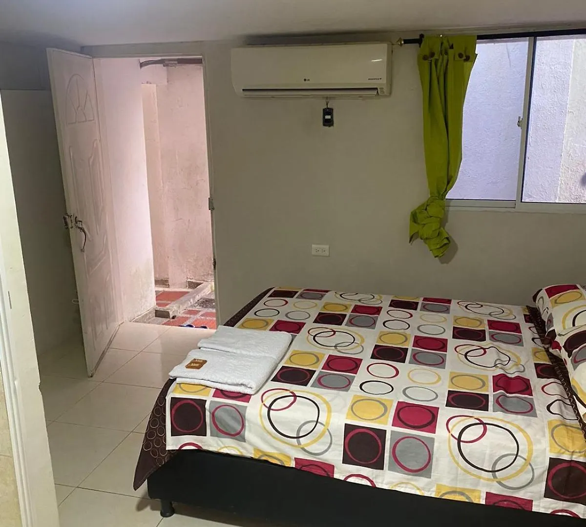 Hotel Casa Blanca Ciudad Jardin Barranquilla  Pensión